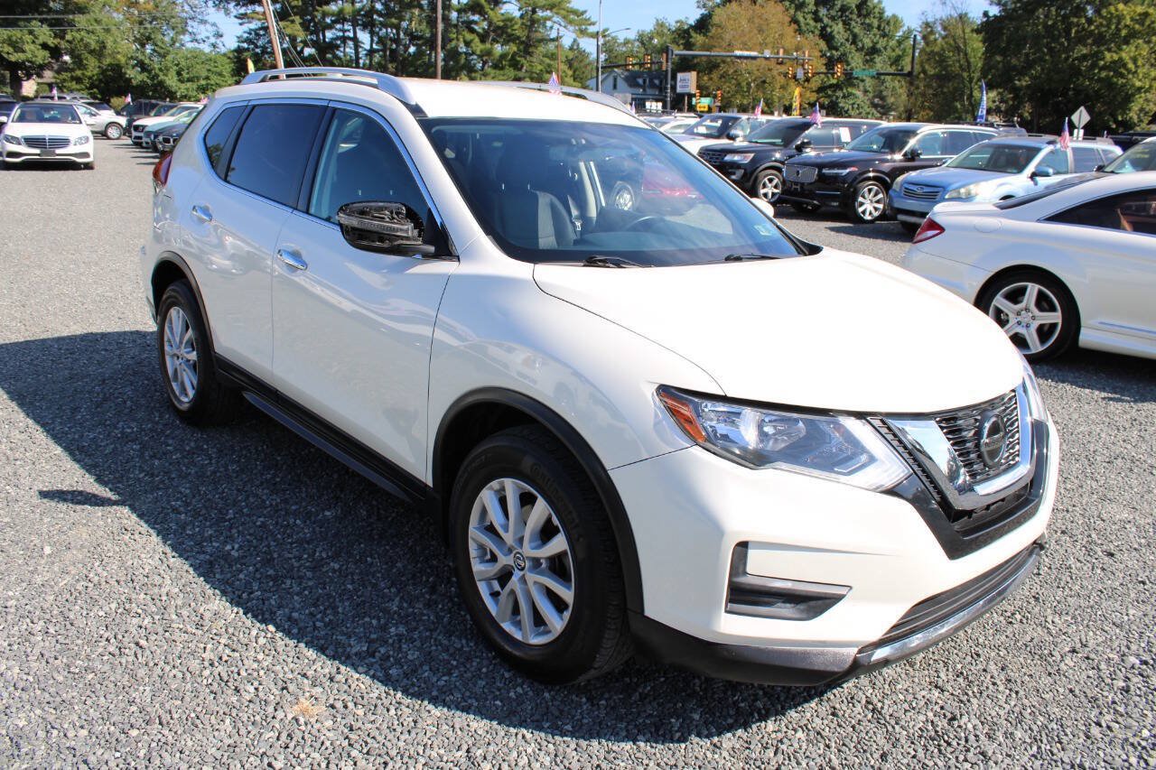 Used 2018 Nissan Rogue SV AWD/4WD image 4