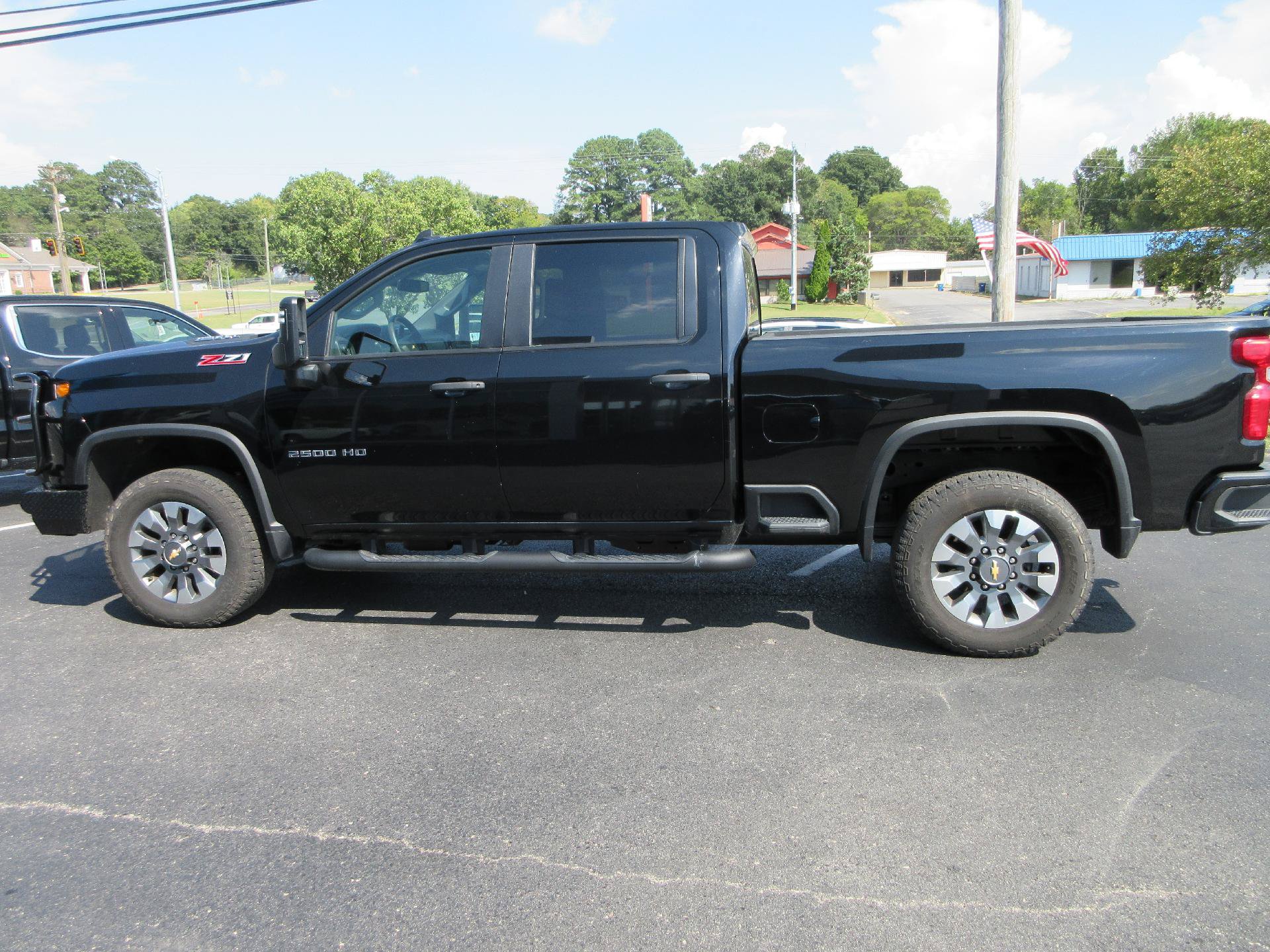 Used 2024 Chevrolet Silverado 2500 Custom w/ Custom Value Package AWD/4WD image 6