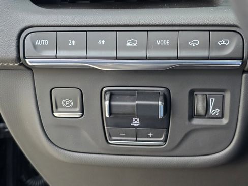 Used 2023 Cadillac Escalade Sport w/ LPO, ONYX Package image 27