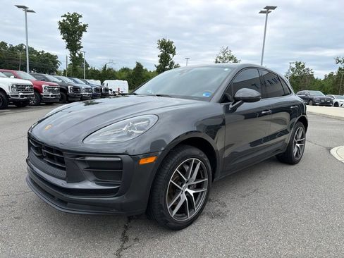 Used 2023 Porsche Macan Turbo AWD/4WD image 8