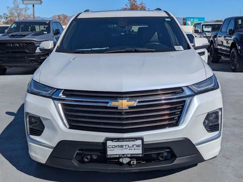 Used 2023 Chevrolet Traverse High Country image 2
