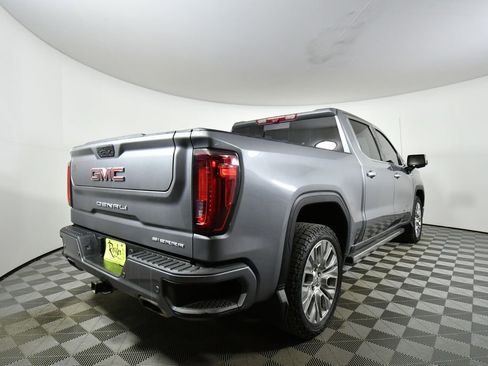 Used 2022 GMC Sierra 1500 Denali w/ Denali Reserve Package AWD/4WD image 11