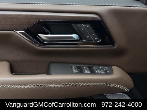 New 2026 GMC Yukon Denali Ultimate AWD/4WD image 21