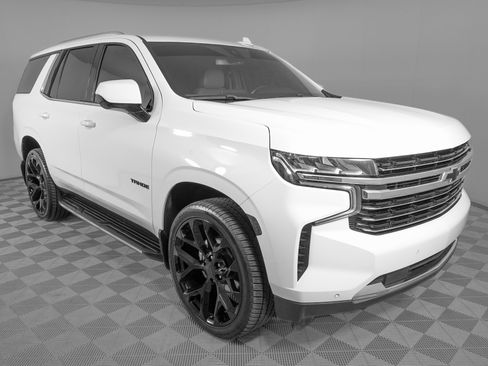 Used 2022 Chevrolet Tahoe LT image 3