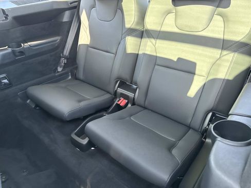 Used 2024 Volvo XC90 B5 Plus AWD/4WD image 14