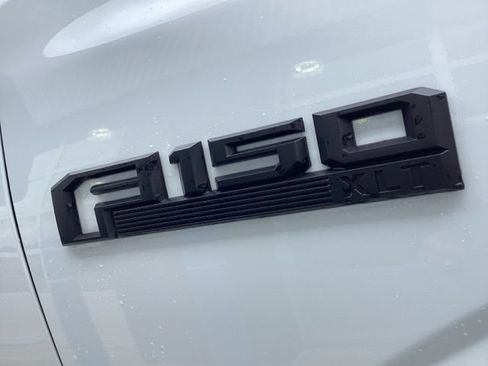 Used 2018 Ford F150 XLT w/ Equipment Group 302A Luxury AWD/4WD image 10
