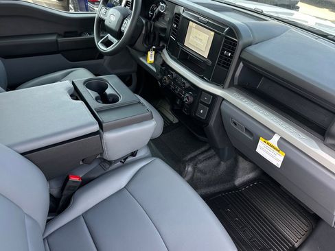 New 2026 Ford F250 XL w/ XL Chrome Package RWD image 14