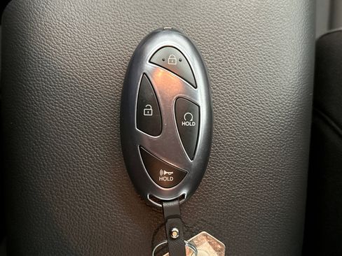 Used 2025 Hyundai Elantra Sport FWD image 18