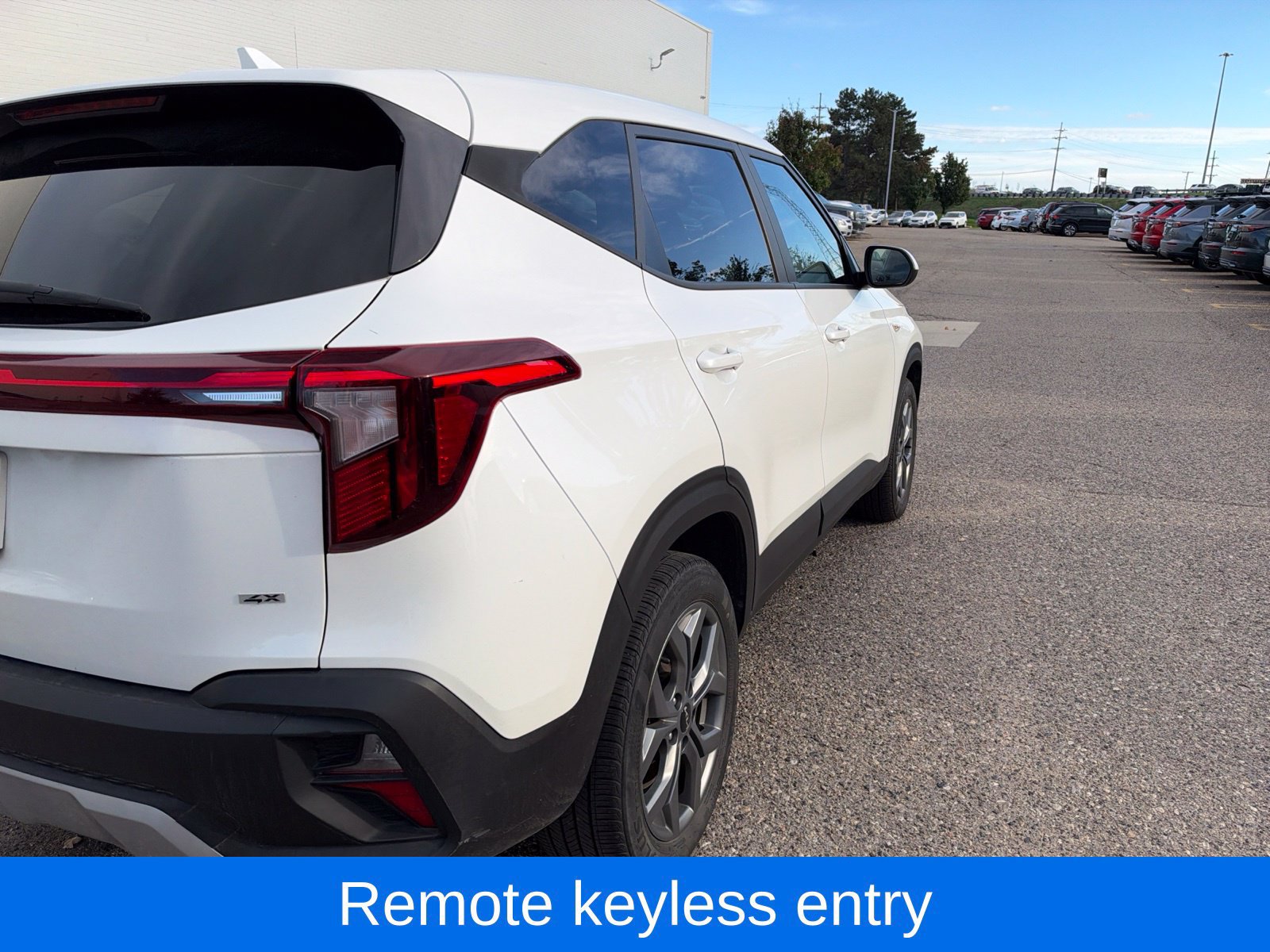 Certified 2024 Kia Seltos LX AWD/4WD image 4