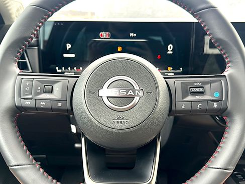 New 2026 Nissan Kicks SR w/ Cold Weather Package FWD image 17