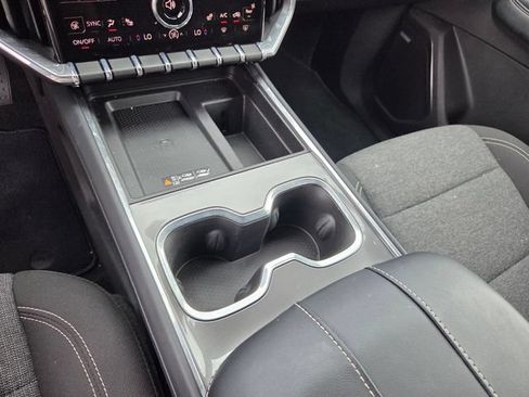 Used 2025 GMC Acadia Elevation FWD image 25