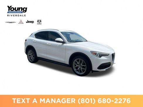 Used 2018 Alfa Romeo Stelvio AWD image 7