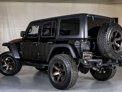 Used 2018 Jeep Wrangler Unlimited Rubicon w/ Dual Top Group image 10