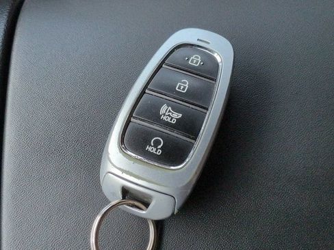 Used 2022 Hyundai Santa Fe SEL FWD image 28