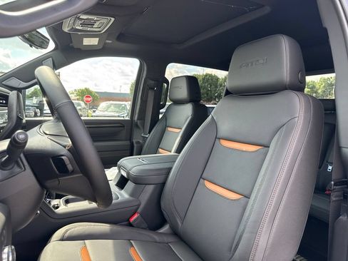 New 2026 GMC Sierra 2500 AT4 w/ AT4 Premium Plus Package AWD/4WD image 15