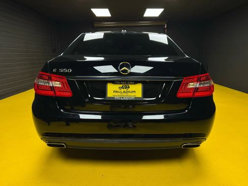 Used 2010 Mercedes-Benz E 550 Sedan image 5
