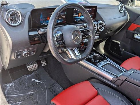 Used 2024 Mercedes-Benz GLA 35 AMG 4MATIC image 10