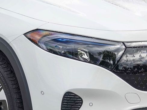 Certified 2025 Mercedes-Benz EQB 300 4MATIC image 9