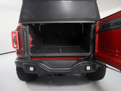 Used 2022 Ford Bronco Wildtrak AWD/4WD image 37