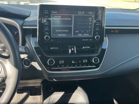 Used 2020 Toyota Corolla XSE image 13