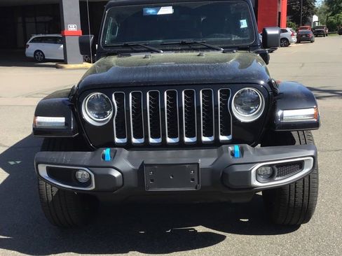Used 2023 Jeep Wrangler Unlimited Sahara w/ Cold Weather Group AWD/4WD image 2