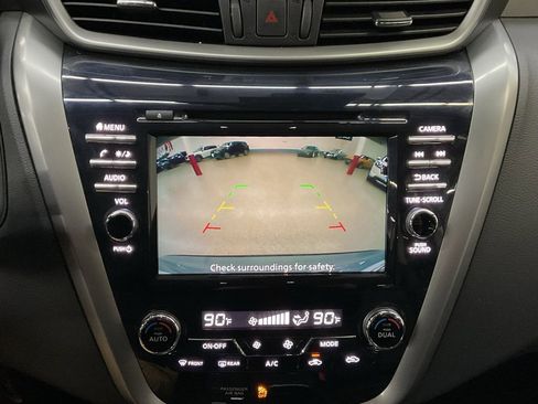 Used 2024 Nissan Murano SV w/ SV Midnight Edition Package image 13