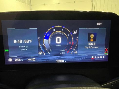 Used 2025 Chevrolet Traverse Z71 w/ Driver Confidence Package AWD/4WD image 35
