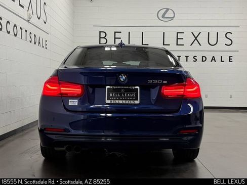 Used 2017 BMW 330e RWD image 5