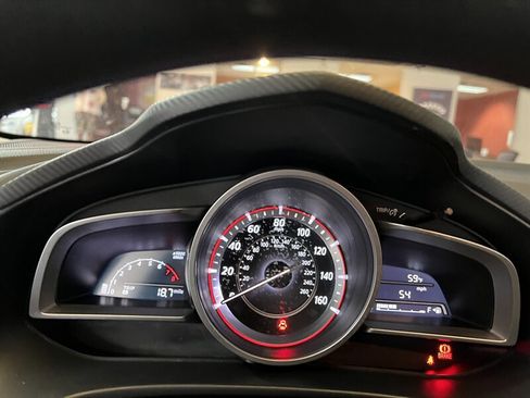 Used 2015 MAZDA MAZDA3 i Sport image 13