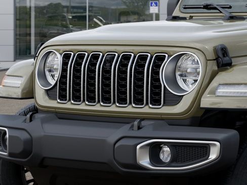 New 2026 Jeep Wrangler Unlimited Sahara AWD/4WD image 37