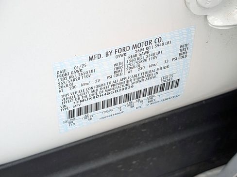 New 2025 Ford Explorer Active w/ Active Comfort Package image 54