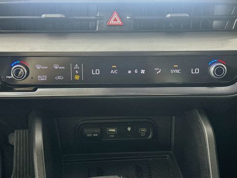 Used 2023 Kia Sportage EX FWD image 24