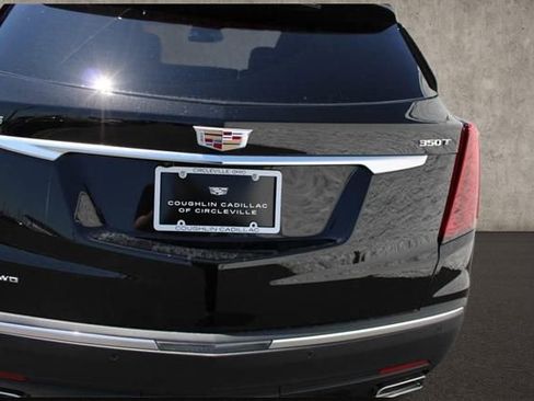 New 2025 Cadillac XT5 Luxury image 9