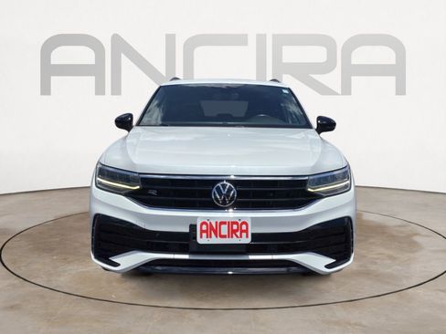 Used 2023 Volkswagen Tiguan SE R-Line FWD image 8