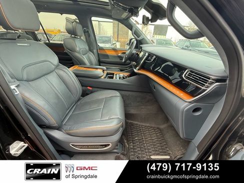 Used 2022 Jeep Grand Wagoneer Series II w/ Convenience Group III AWD/4WD image 34