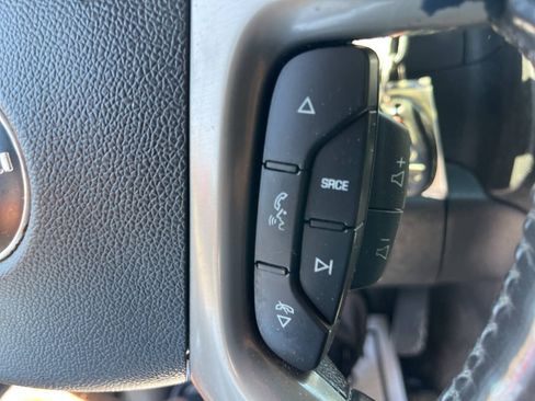 Used 2012 GMC Yukon XL Denali AWD/4WD image 25
