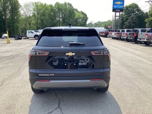 New 2026 Chevrolet Equinox LT w/ Convenience Package II image 6