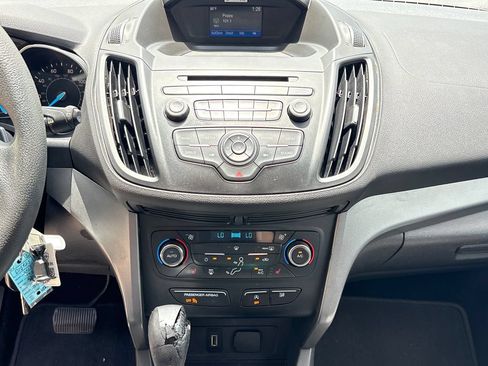 Used 2017 Ford Escape SE w/ SE Cold Weather Package FWD image 23