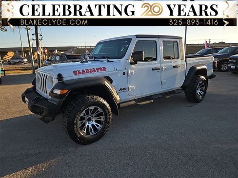 Used 2022 Jeep Gladiator Sport w/ Trailer Tow Package image 2