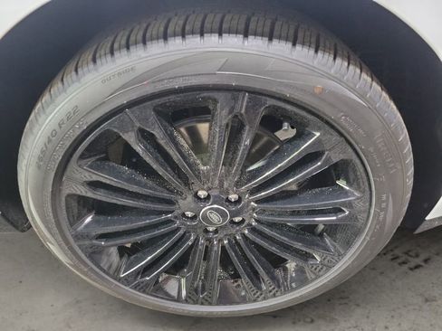 New 2026 Land Rover Range Rover Velar Dynamic SE image 11