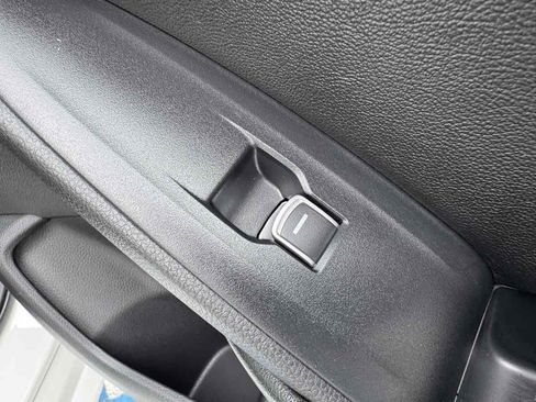 Used 2020 Honda Accord LX image 37