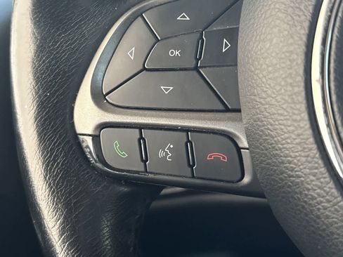 Used 2020 Jeep Renegade Altitude image 32