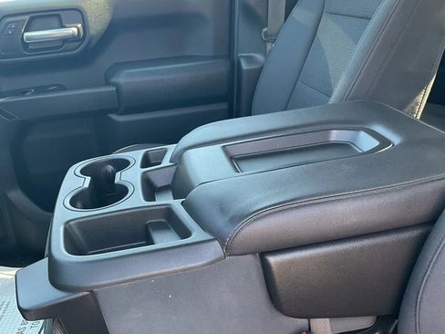 Used 2020 Chevrolet Silverado 1500 Custom Trail Boss w/ Custom Convenience Package AWD/4WD image 29