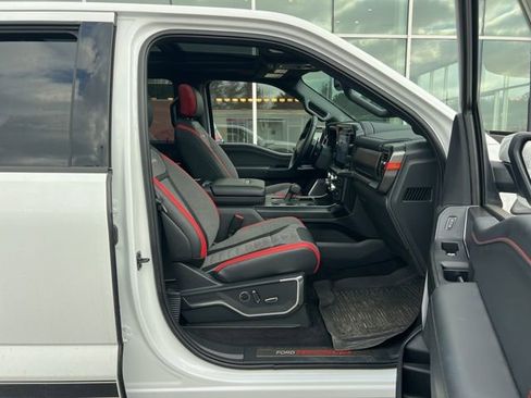 Used 2025 Ford F150 Raptor image 35