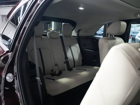 Used 2024 MAZDA CX-90 Plug-In Hybrid w/ Premium Pkg AWD/4WD image 37