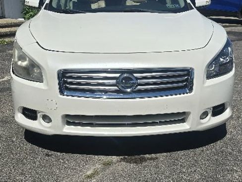 Used 2013 Nissan Maxima 3.5 SV w/ Premium Pkg FWD image 4