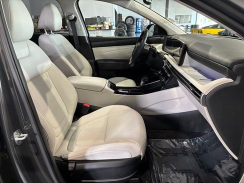 Used 2025 Hyundai Tucson SEL AWD/4WD image 19