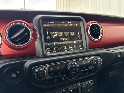 Used 2019 Jeep Wrangler Unlimited Rubicon image 21