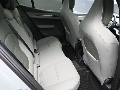 New 2026 Volvo EX30 Cross Country Ultra w/ Protection Package Premier AWD/4WD image 21