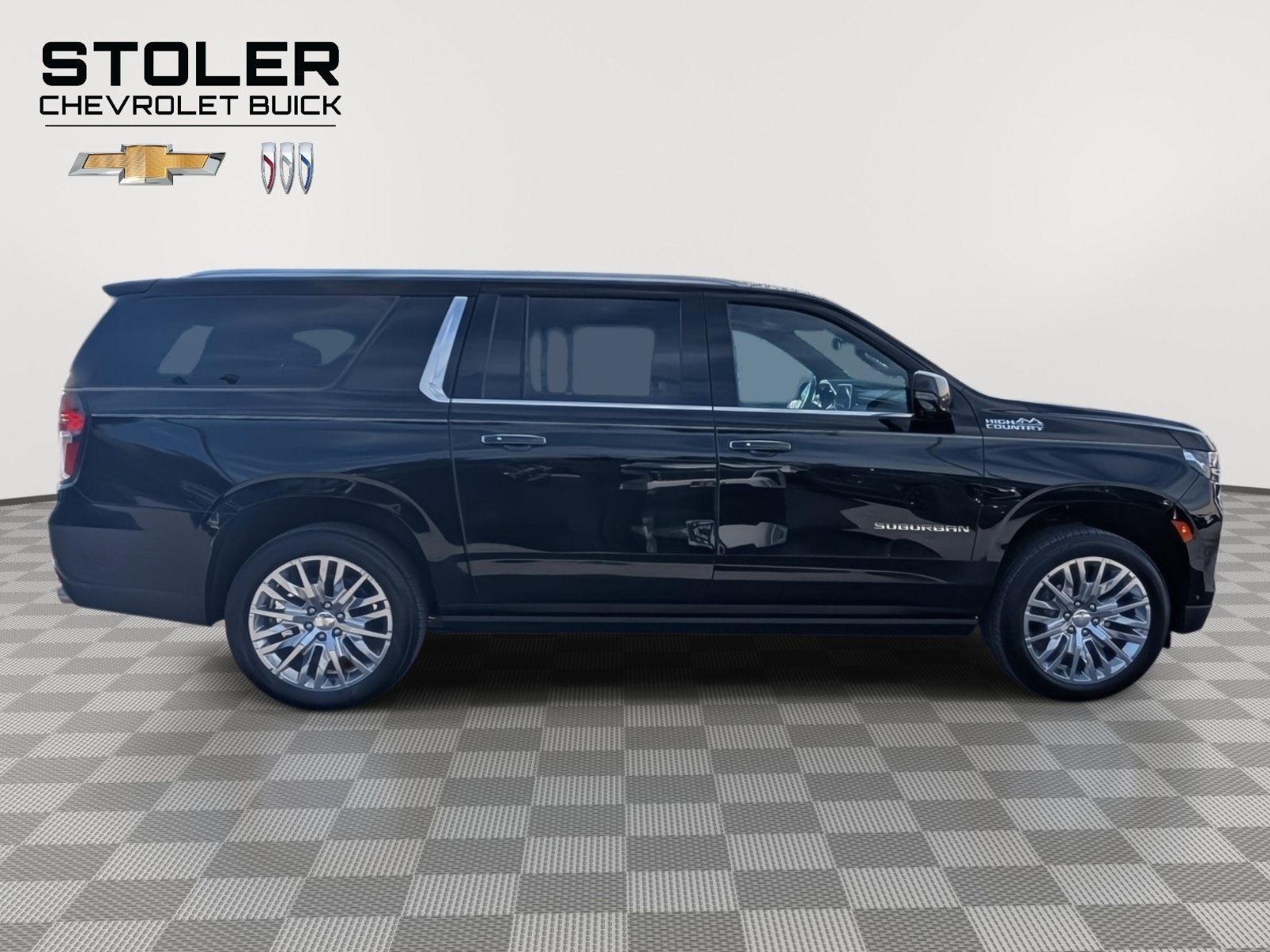 Used 2023 Chevrolet Suburban High Country w/ Advanced Technology Package AWD/4WD image 6